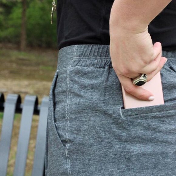 Lululemon & go Keepsake Grey STudio Jogger Pant - Size 8 - Picture 12 of 17